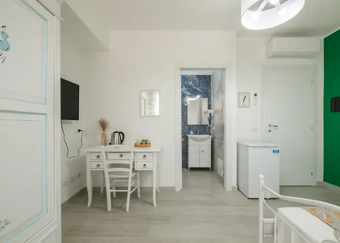 Sa Domu Colorada- Eleganza E Comfort Nel Centro Di Maison d'hôtes 3*