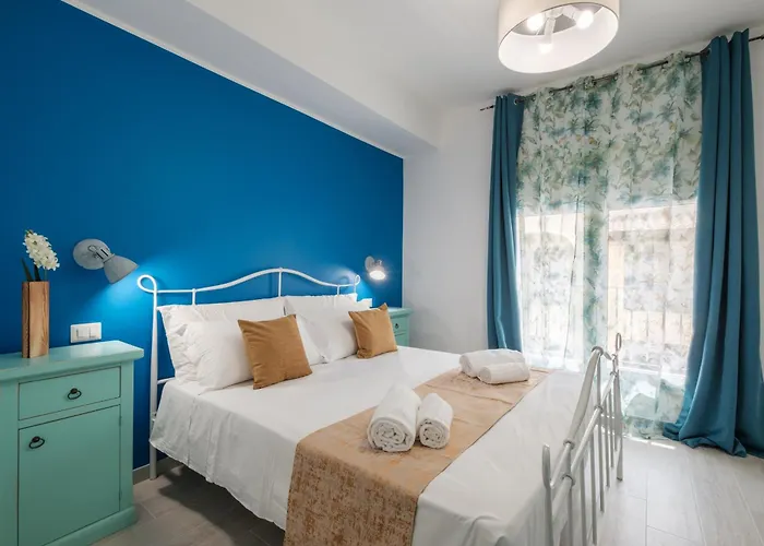 Sa Domu Colorada- Eleganza E Comfort Nel Centro Di Maison d'hôtes Villasimius