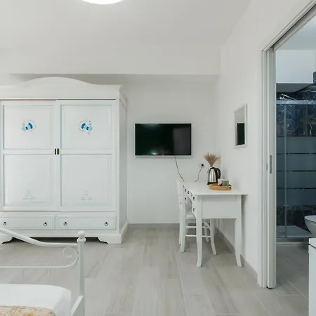 Guest house Sa Domu Colorada- Eleganza E Comfort Nel Centro Di