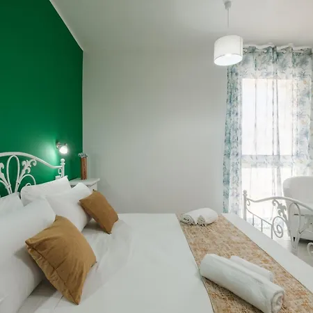 Pensionat Sa Domu Colorada- Eleganza E Comfort Nel Centro Di Villasimius