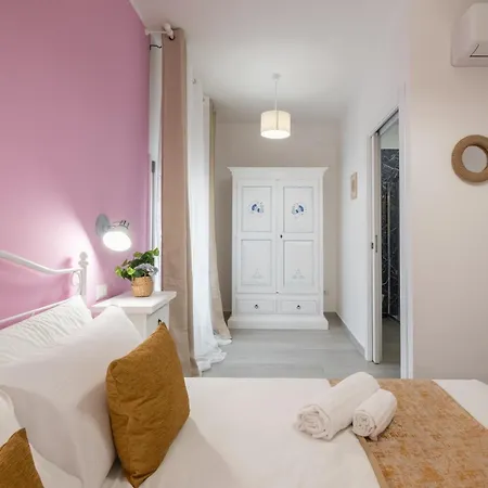 Sa Domu Colorada- Eleganza E Comfort Nel Centro Di Pensionat