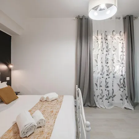 Sa Domu Colorada- Eleganza E Comfort Nel Centro Di 3* Villasimius