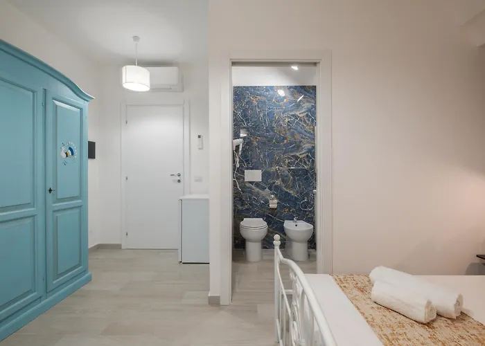 Sa Domu Colorada- Eleganza E Comfort Nel Centro Di Maison d'hôtes Villasimius