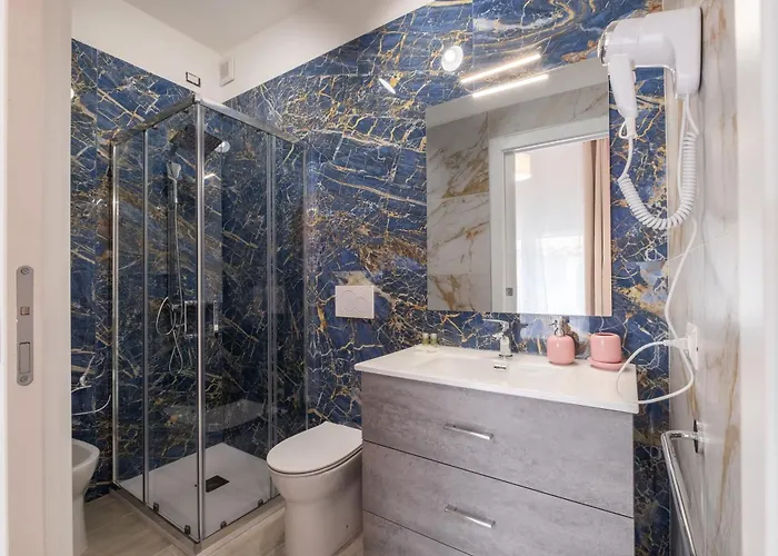 Sa Domu Colorada- Eleganza E Comfort Nel Centro Di Maison d'hôtes