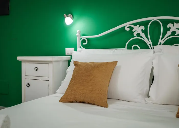 Guest house Sa Domu Colorada- Eleganza E Comfort Nel Centro Di Villasimius