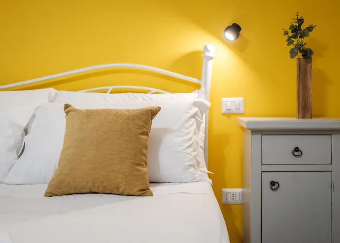 Sa Domu Colorada- Eleganza E Comfort Nel Centro Di Guest house 3*